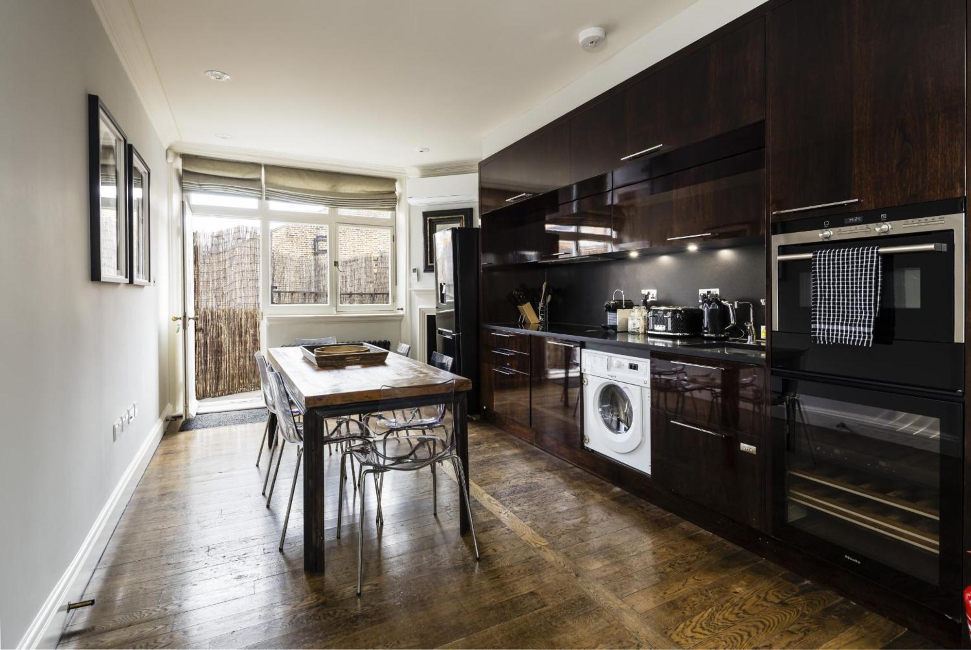 The Grosvenor Square Penthouse *